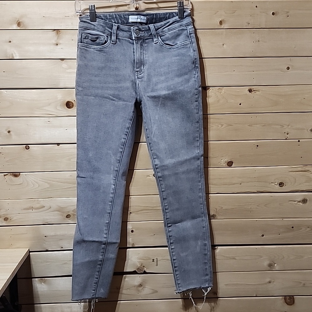 Flying Monkey Jeans Size 27x25 Frayed hem High Rise
